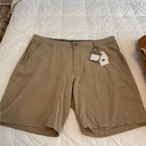 NWT Puma 101 Golf Shorts 38